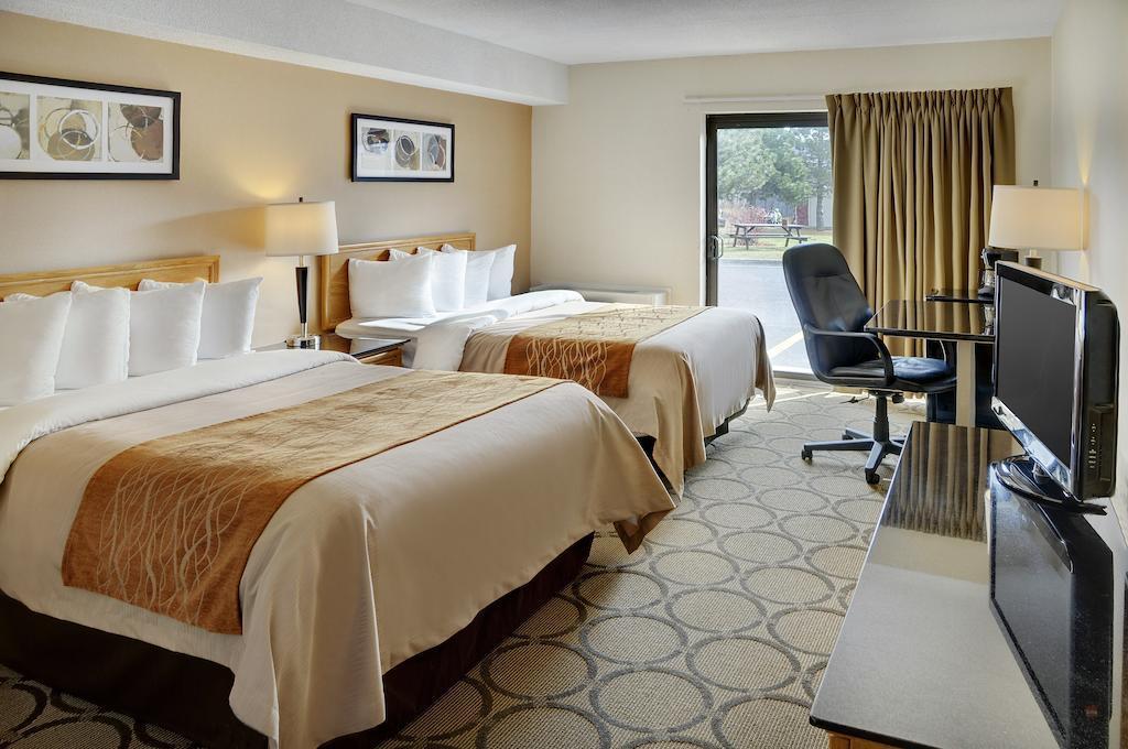 Comfort Inn Airport Winnipeg Zewnętrze zdjęcie