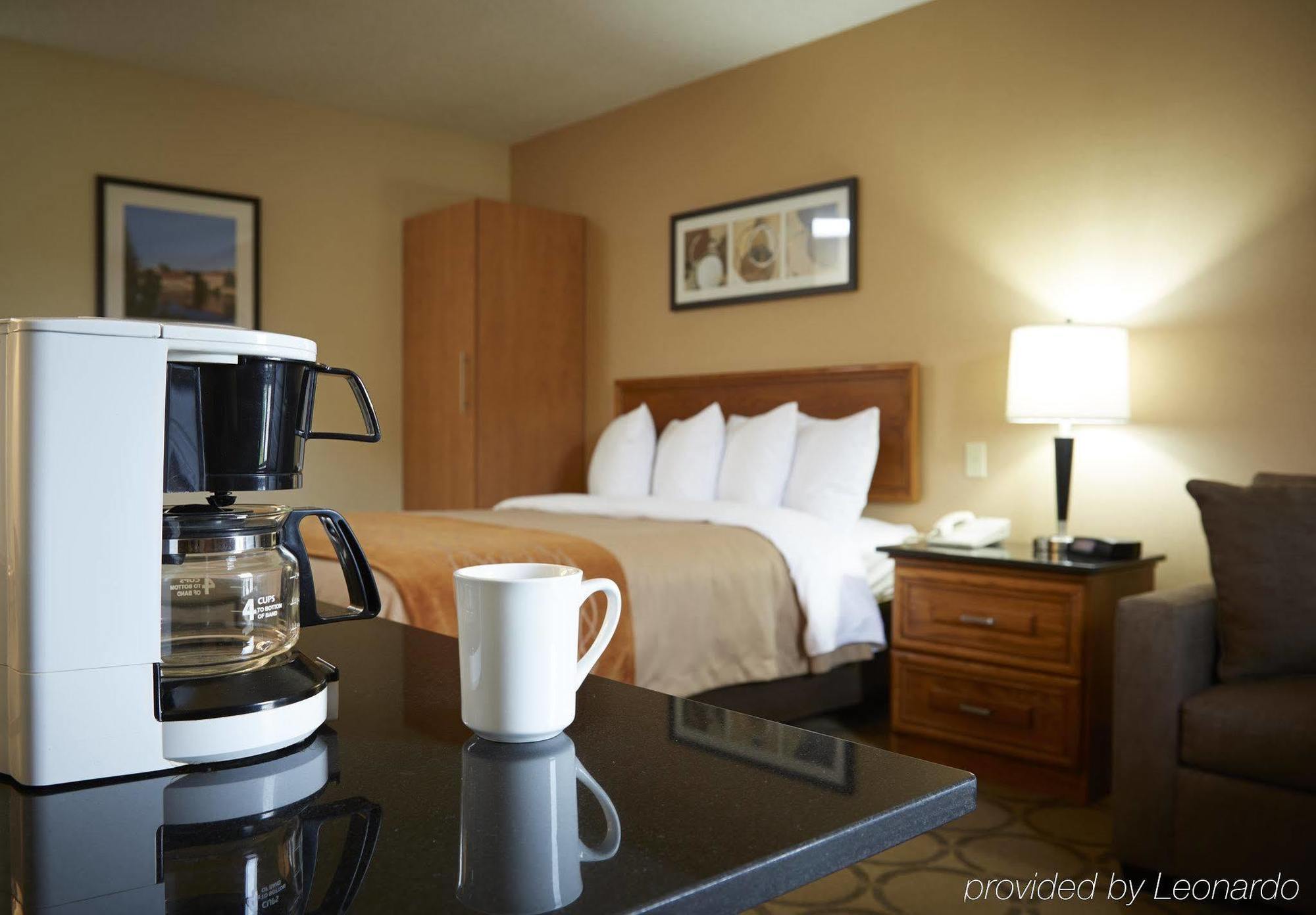 Comfort Inn Airport Winnipeg Zewnętrze zdjęcie