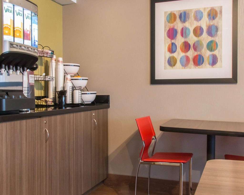 Comfort Inn Airport Winnipeg Restauracja zdjęcie